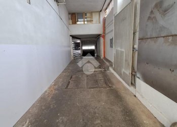 Box Piazza castello, Ciriè - foto 1