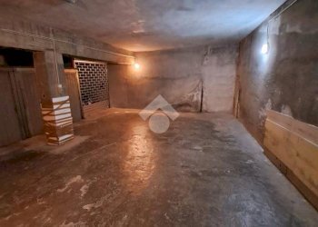 Box Piazza castello, Ciriè - foto 3