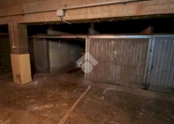 Box Piazza castello, Ciriè - foto 7