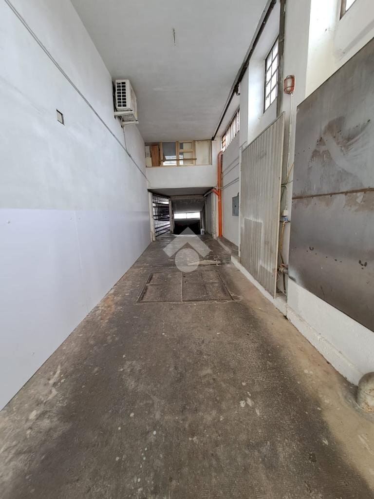 Box Piazza castello, Ciriè - foto 1