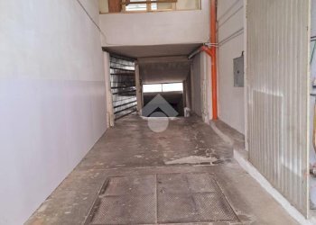 Box Piazza castello, Ciriè - foto 3