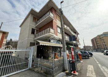 Three-room apartment Via Giacomo Matteotti, Lanzo Torinese - photo 2