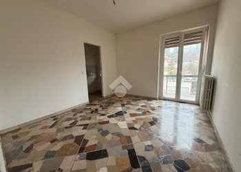 Three-room apartment Via Giacomo Matteotti, Lanzo Torinese - photo 4