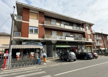 Three-room apartment Via Giacomo Matteotti, Lanzo Torinese - photo 9