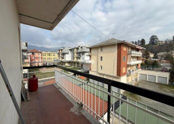 Three-room apartment Via Giacomo Matteotti, Lanzo Torinese - photo 10