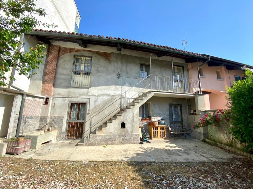 Semi-detached house Via diodata saluzzo, None - photo 1