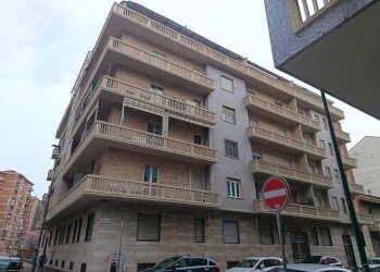 Two-room apartment Torino (neighborhood Borgo Vittoria) - photo 8