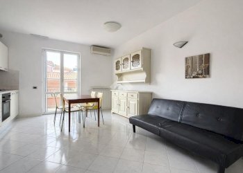 Three-room apartment Via Cisa Sud, Santo Stefano di Magra - photo 1