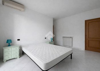Three-room apartment Via Cisa Sud, Santo Stefano di Magra - photo 15