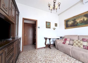 Three-room apartment Via Silvio Pellico, Corbetta - photo 3