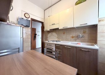 Three-room apartment Via Silvio Pellico, Corbetta - photo 9