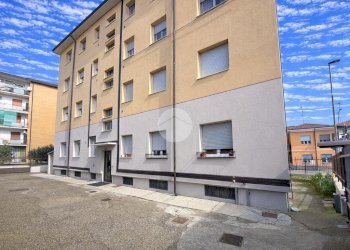 Three-room apartment Via Silvio Pellico, Corbetta - photo 19