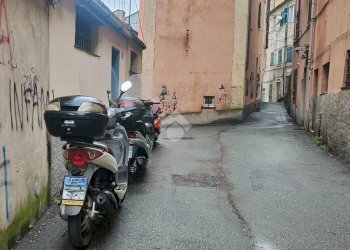 Shop via canevari, Genova (neighborhood Marassi) - photo 19