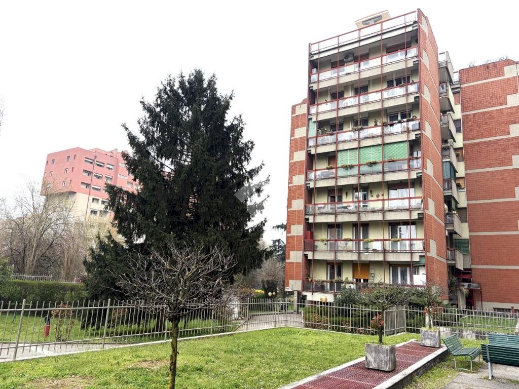 Bilocale Via Antonio Cechov, Milano (zona Gallaratese) - foto 1