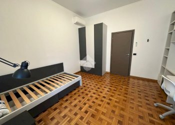 Quadrilocale Via Aurispa, Milano (zona Ticinese) - foto 8