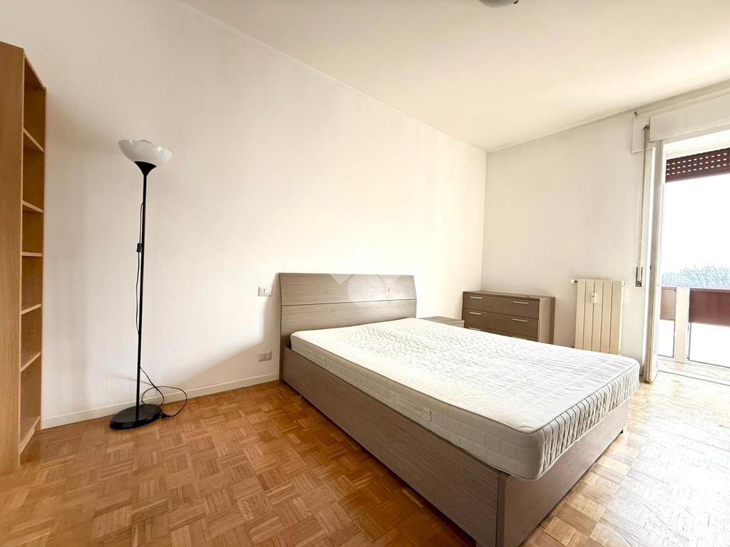 Trilocale Via Spezia, Milano (zona Famagosta) - foto 1