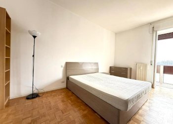 Trilocale Via Spezia, Milano (zona Famagosta) - foto 1