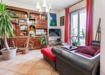 Trilocale Piazza Tirana, Milano (zona Giambellino) - foto 2