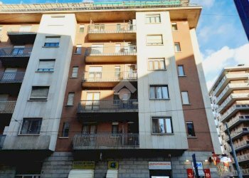 Trilocale Via Genova, Torino (zona Nizza Millefonti) - foto 1