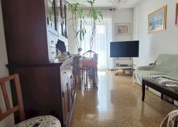 Bilocale via Dei Tulipani, Milano (zona Giambellino) - foto 1