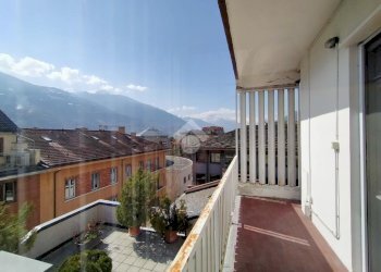 Four-room apartment Via Carlo Promis, Aosta - photo 4