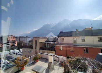 Four-room apartment Via Carlo Promis, Aosta - photo 6