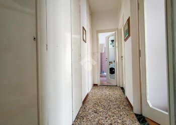 Four-room apartment Via Carlo Promis, Aosta - photo 21