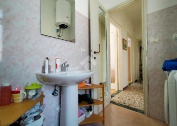 Four-room apartment Via Carlo Promis, Aosta - photo 24