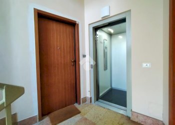 Four-room apartment Via Carlo Promis, Aosta - photo 25