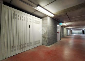 Box Via Giorgio Carrel, Aosta - photo 3