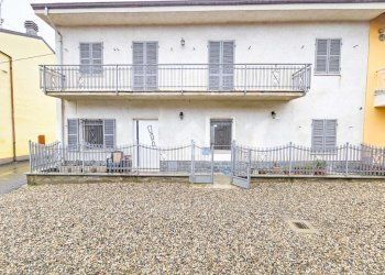 Semi-detached house Vicolo Monzambano, Frugarolo - photo 1