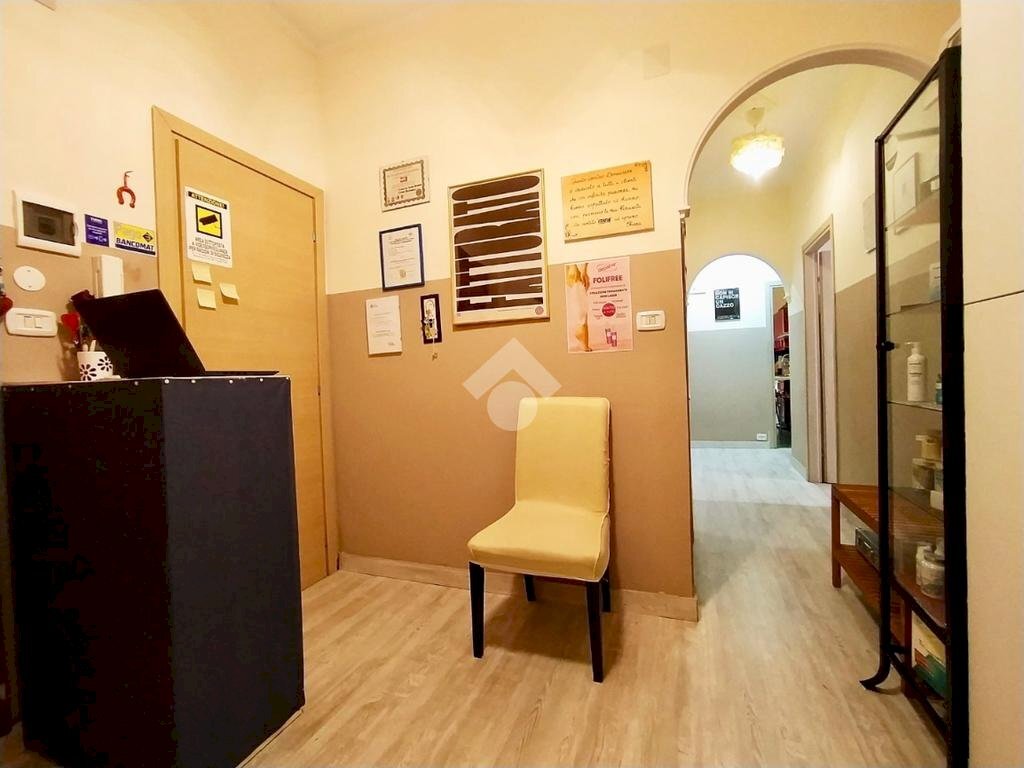 Four-room apartment Via Volturno, Genova (neighborhood Foce) - photo 3