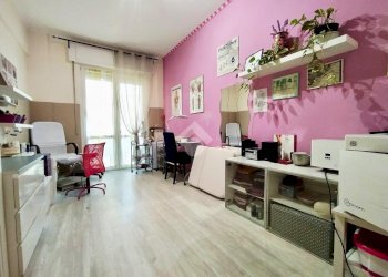 Quadrilocale Via Volturno, Genova (zona Foce) - foto 5