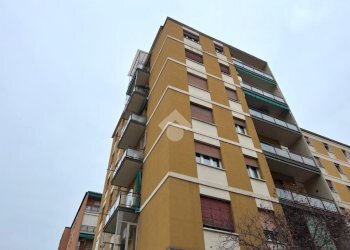 Bilocale Via Ermete Zacconi, Bologna (zona San Donato) - foto 1