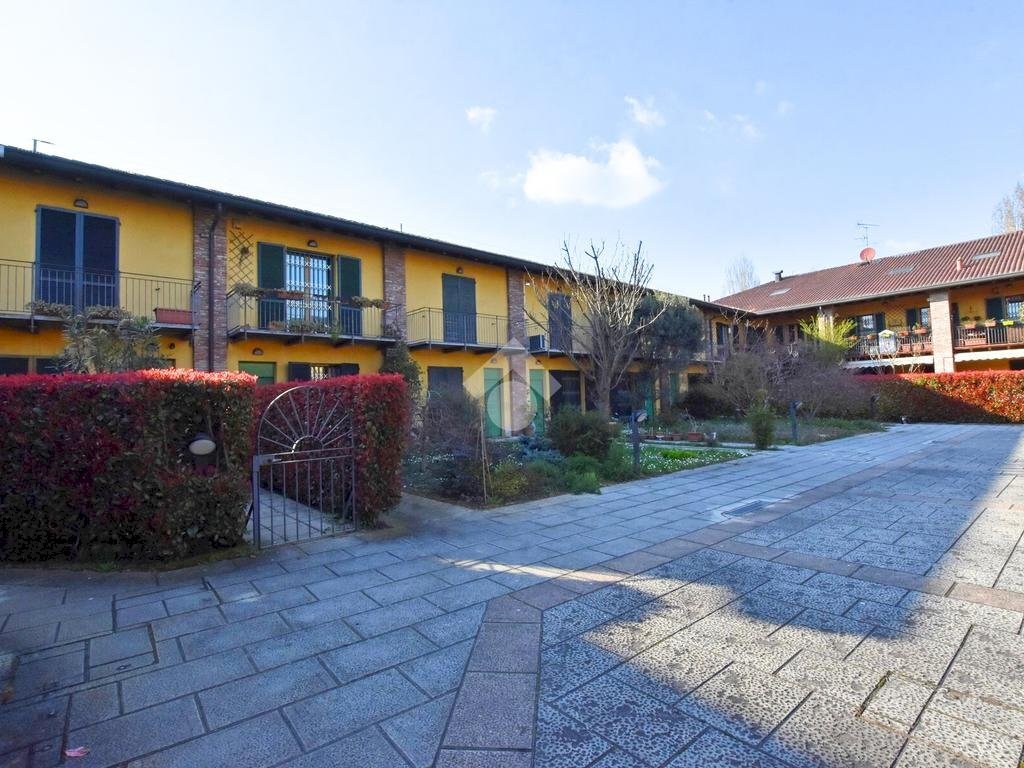 Bilocale Via Giuseppe Garibaldi, Rodano - foto 1