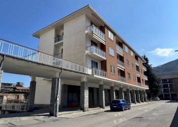 Trilocale via Guardia Piemontese, 3, Torre Pellice - foto 1