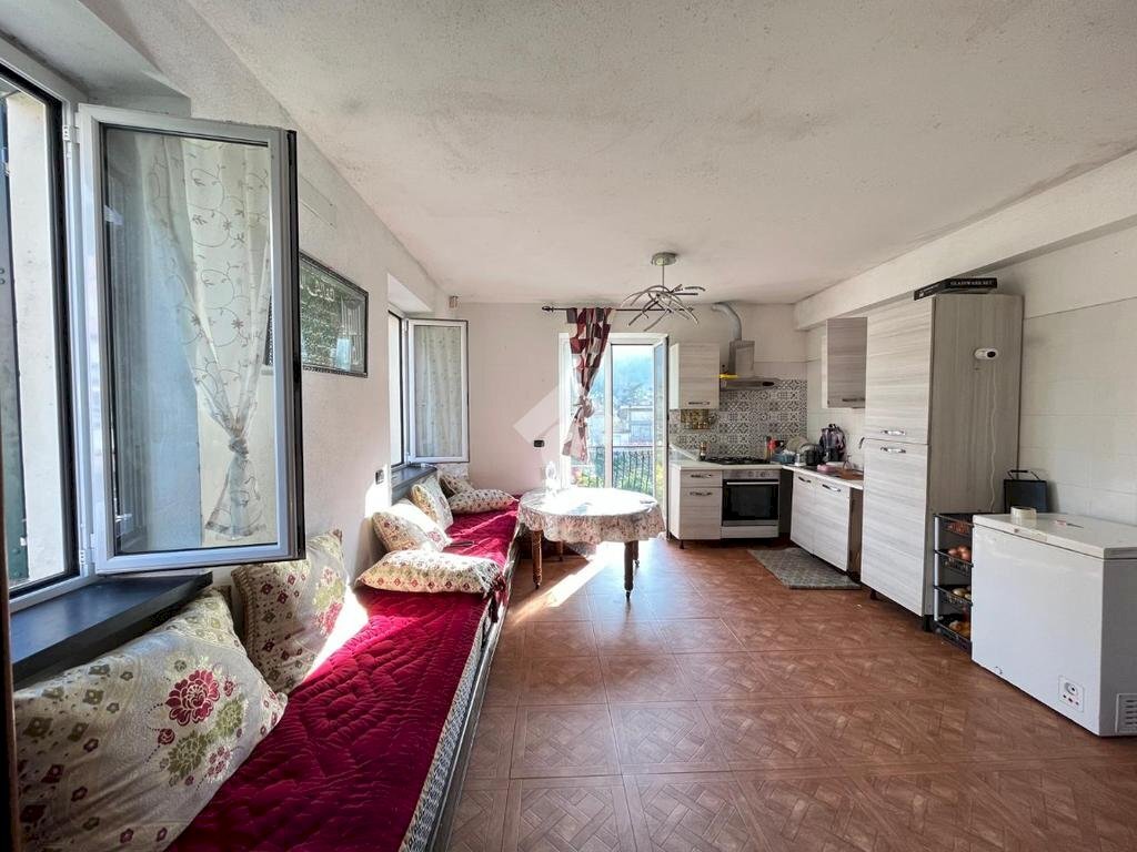 Quadrilocale Via Ponte Baccioni, Cicagna - foto 1