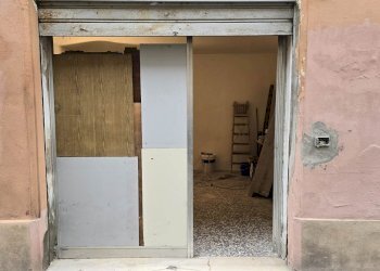Shop Via San Martino 36, Modena (neighborhood Circoscrizione 1) - photo 15