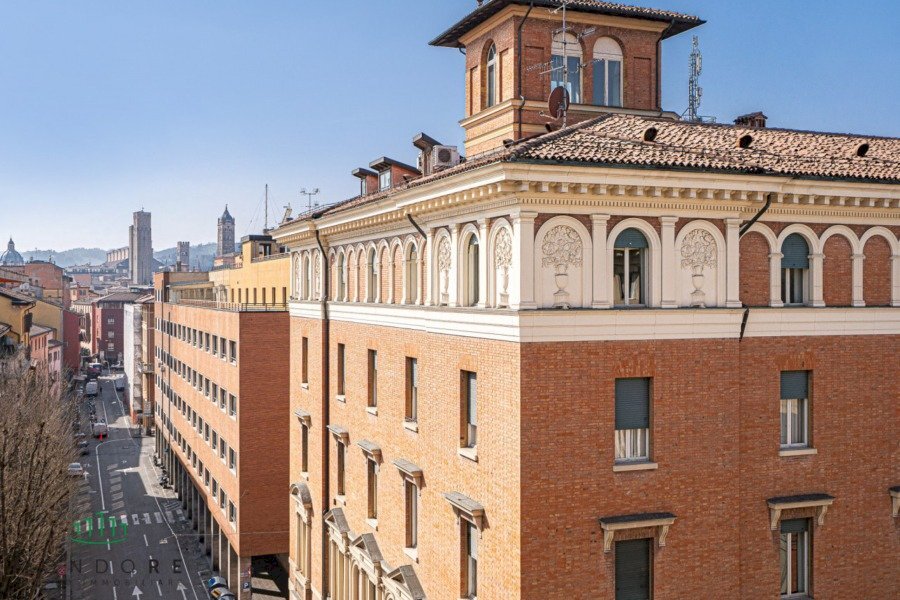 Trilocale Ad.ze via Capo di Lucca, Bologna (zona Centro Storico) - foto 1