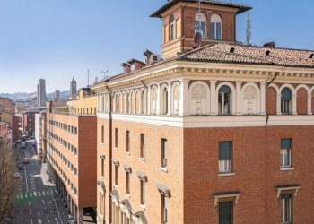 Trilocale Ad.ze via Capo di Lucca, Bologna (zona Centro Storico) - foto 1