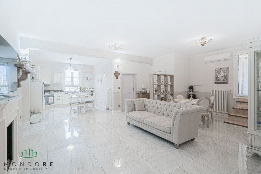 Three-room apartment Via Porrettana, Casalecchio di Reno - photo 3