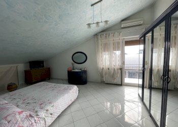 camera da letto - Appartamento Via Celano 24, Chieti - foto 19