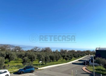 b61b931e-293f-4cac-ad25-c54c8858f869.jpg - Villa via della pace  1, Soverato - foto 14