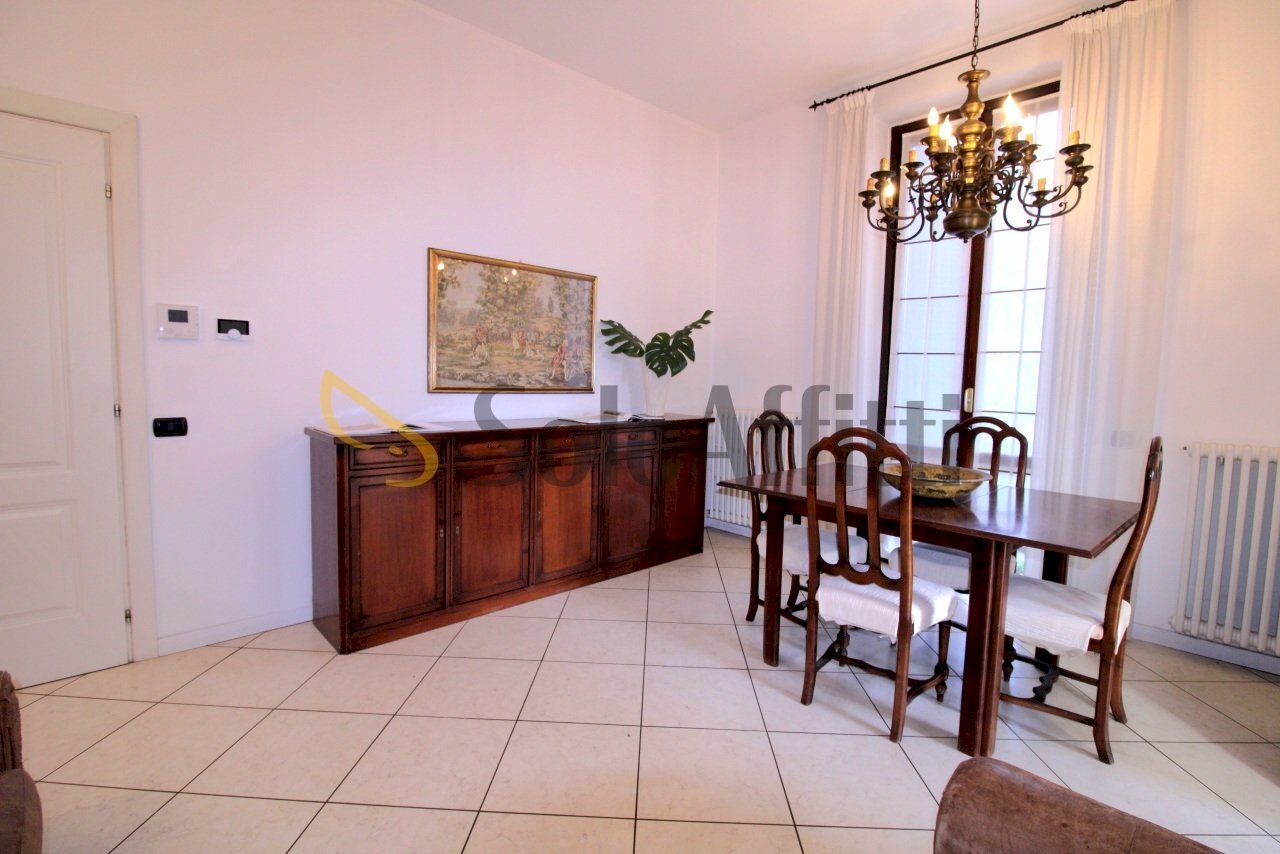 Soggiorno 1.4.JPG - Quadrilocale Viale Trieste 9, Barlassina - foto 3