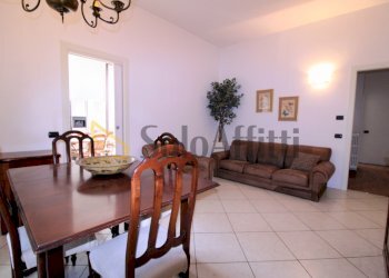 Soggiorno 1.2.JPG - Quadrilocale Viale Trieste 9, Barlassina - foto 1