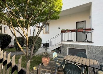 IMG_E5540.jpg - Villa Trifamiliare Via Torino, Collecchio - foto 1