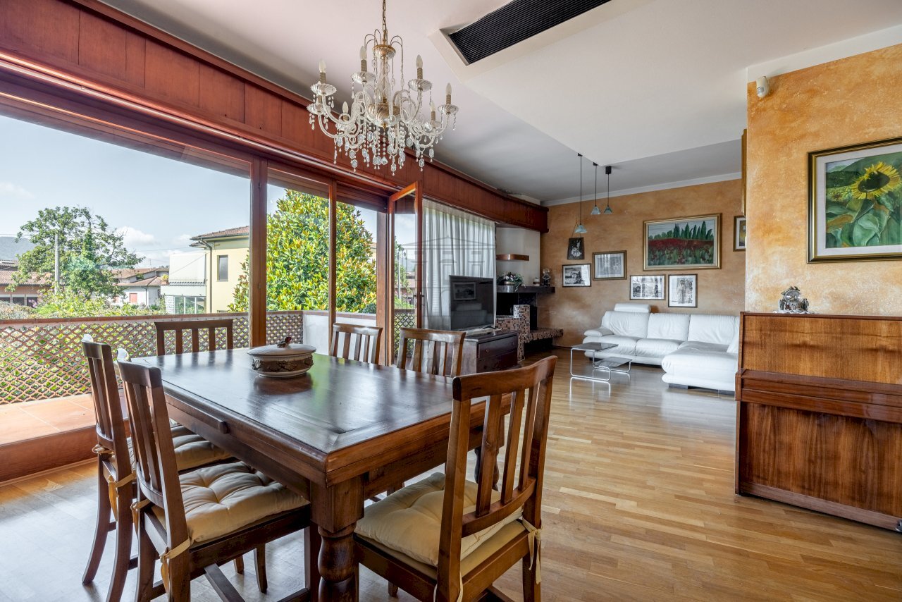 VILLA PADRONALE di carattere moderno (18).jpg - Villa Via dei Pellegrini, Lucca - foto 3