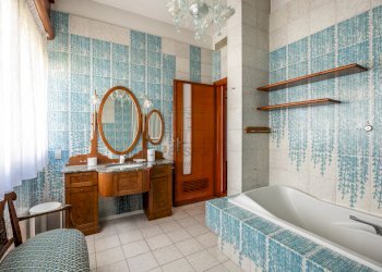 VILLA PADRONALE di carattere moderno (34).jpg - Villa Via dei Pellegrini, Lucca - foto 14