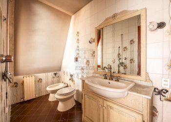 VILLA PADRONALE di carattere moderno (37).jpg - Villa Via dei Pellegrini, Lucca - foto 17