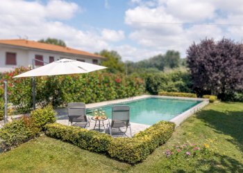 Villa vendita Lucca piscina.png - Villa Via dei Pellegrini, Lucca - foto 1